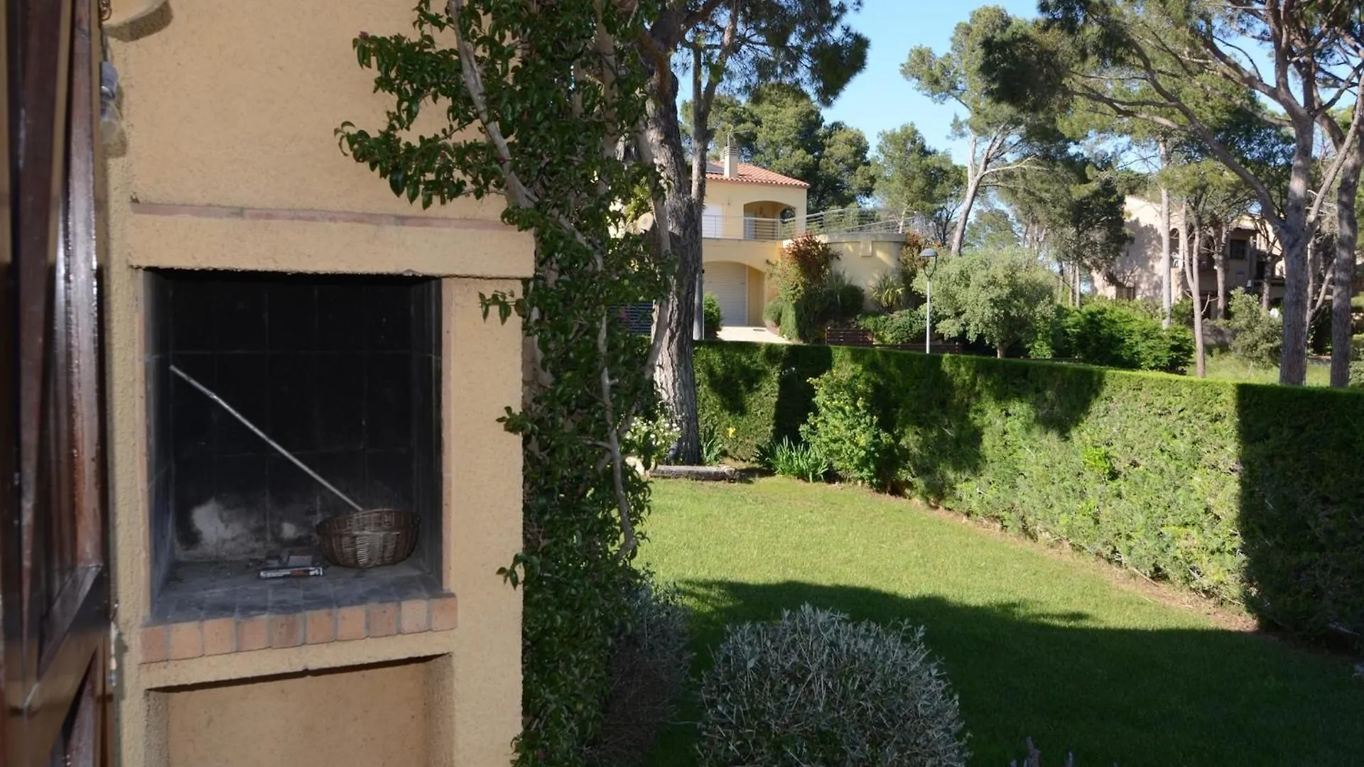 The Villa In Estartit Has 3 Bedrooms L'Estartit